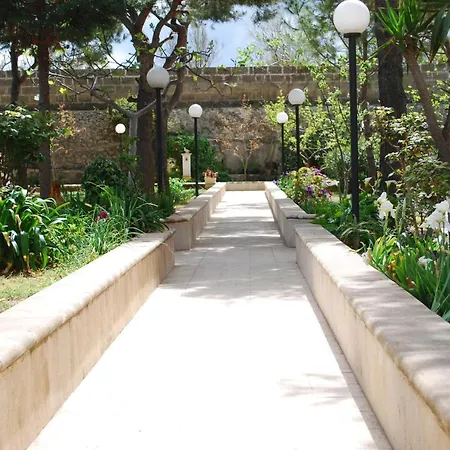 Villa Teresa Iris E Ibisco Giovinazzo Extérieur photo