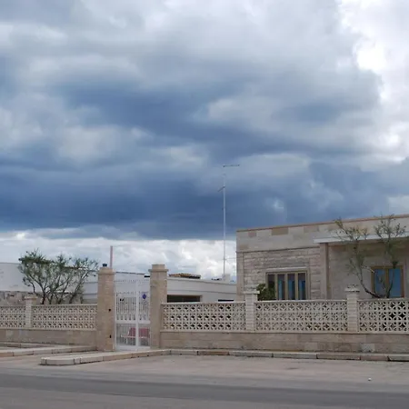 Villa Teresa Iris E Ibisco Giovinazzo Extérieur photo