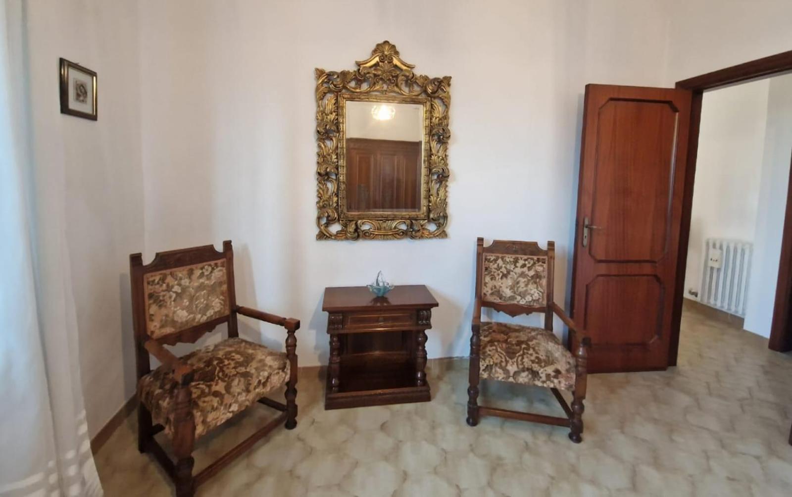 Teresa Iris E Ibisco Giovinazzo